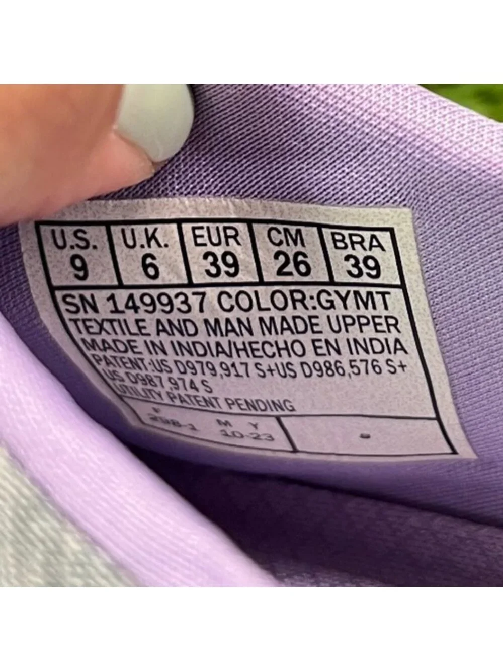 Skechers please review
